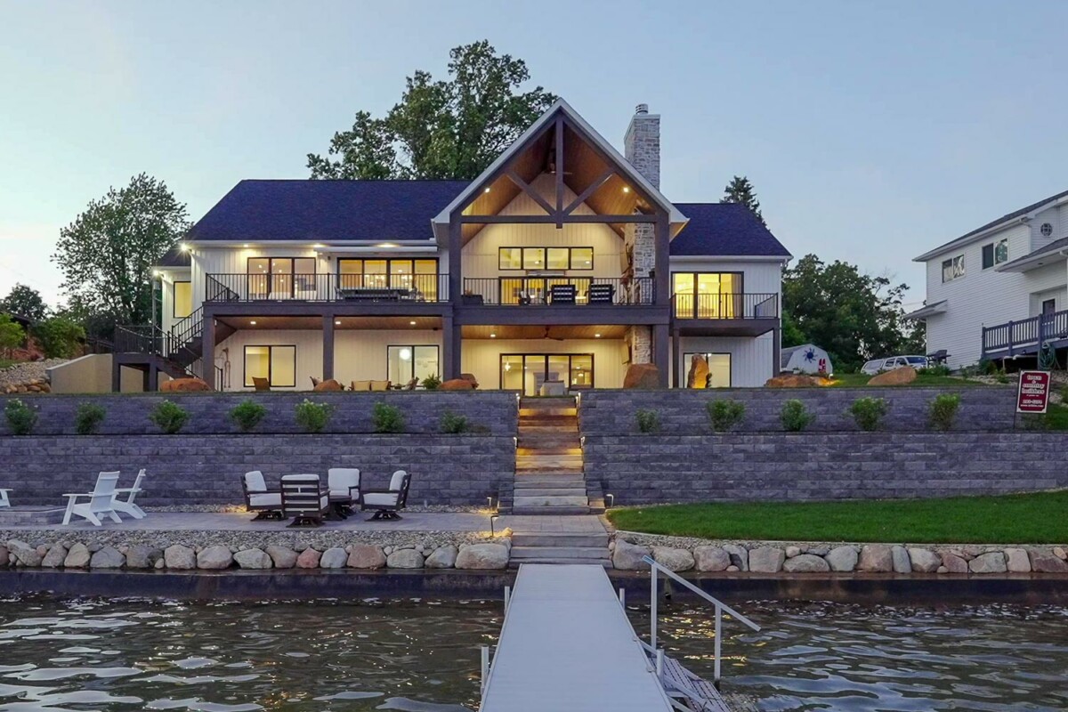 Building the Ultimate Lake House – Tips and Tricks to Make Your Dream a ...